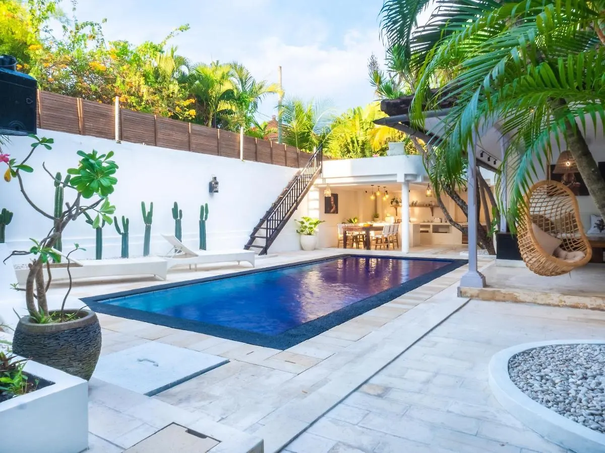 Ocean Star Villa One Near Kudeta Beach Seminyak Indonesia